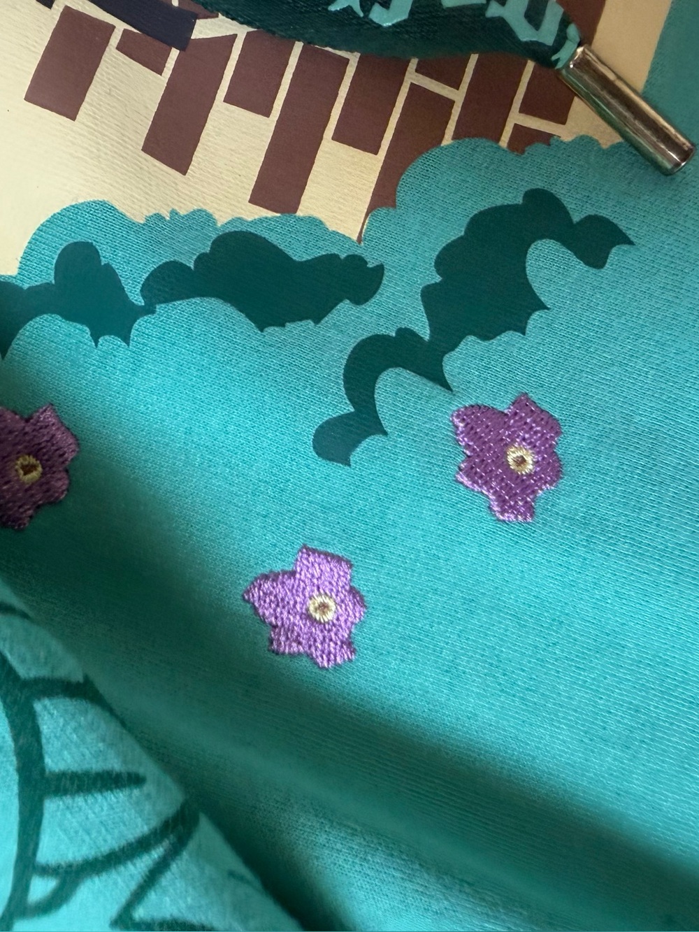 Lord of the Rings x Loungefly hoodie - Picture 4 of 8